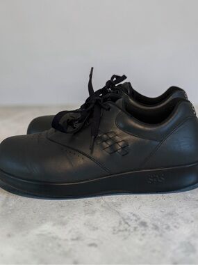 SAS Free Time Women's 8.5 W Wide Black Leather Comfort Walking Shoes Tripad USA
